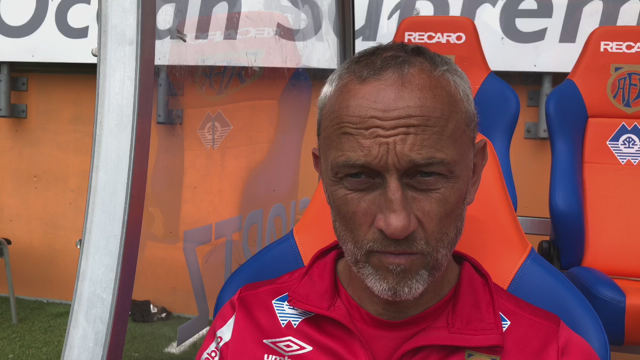 33144CE8-3BEF-42F0-8BD0-AAAA465E0ECC.MOV